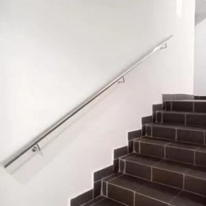 Поручень пристенный из нержавейки