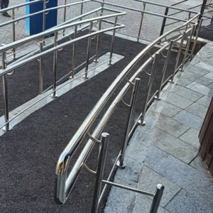 Перила для пандуса